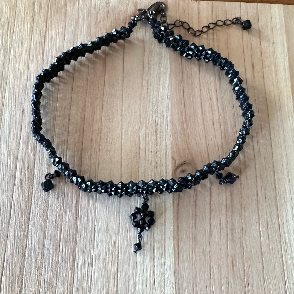 VTG 90’s Black Beaded Choker Necklace
